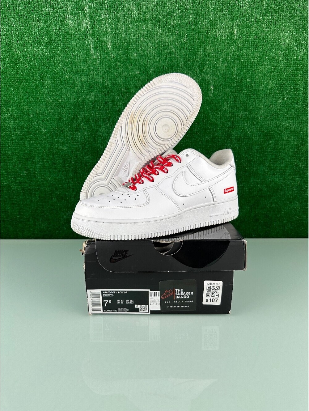 Size 7.5 - Nike Air Force 1 x Supreme Low Box Logo - White